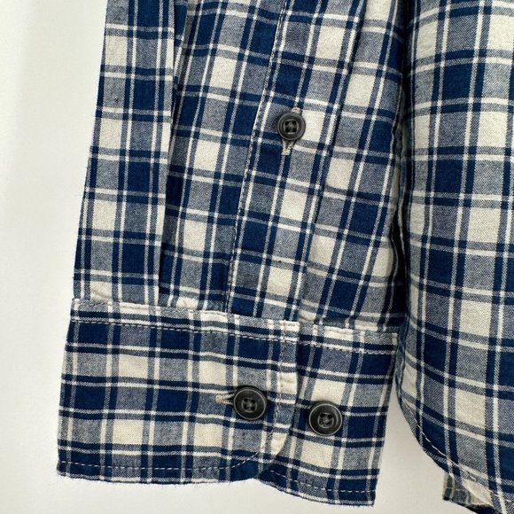Filson Women's Kadin Island Button Down Shirt sz M Medium Indigo Blue Plaid NWT - Picture 4 of 7